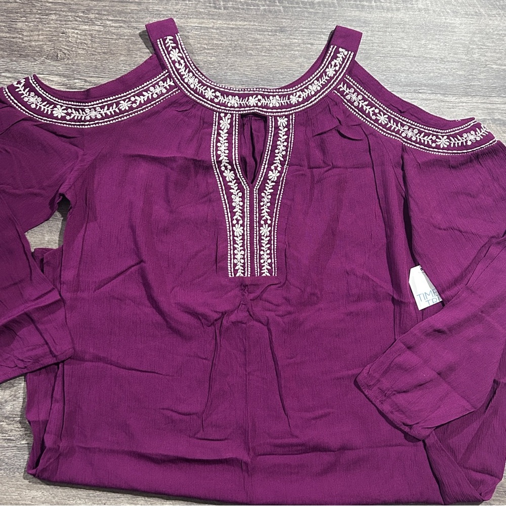 (0004) Women’s: S 4/6 Time And Tru Dress- M1